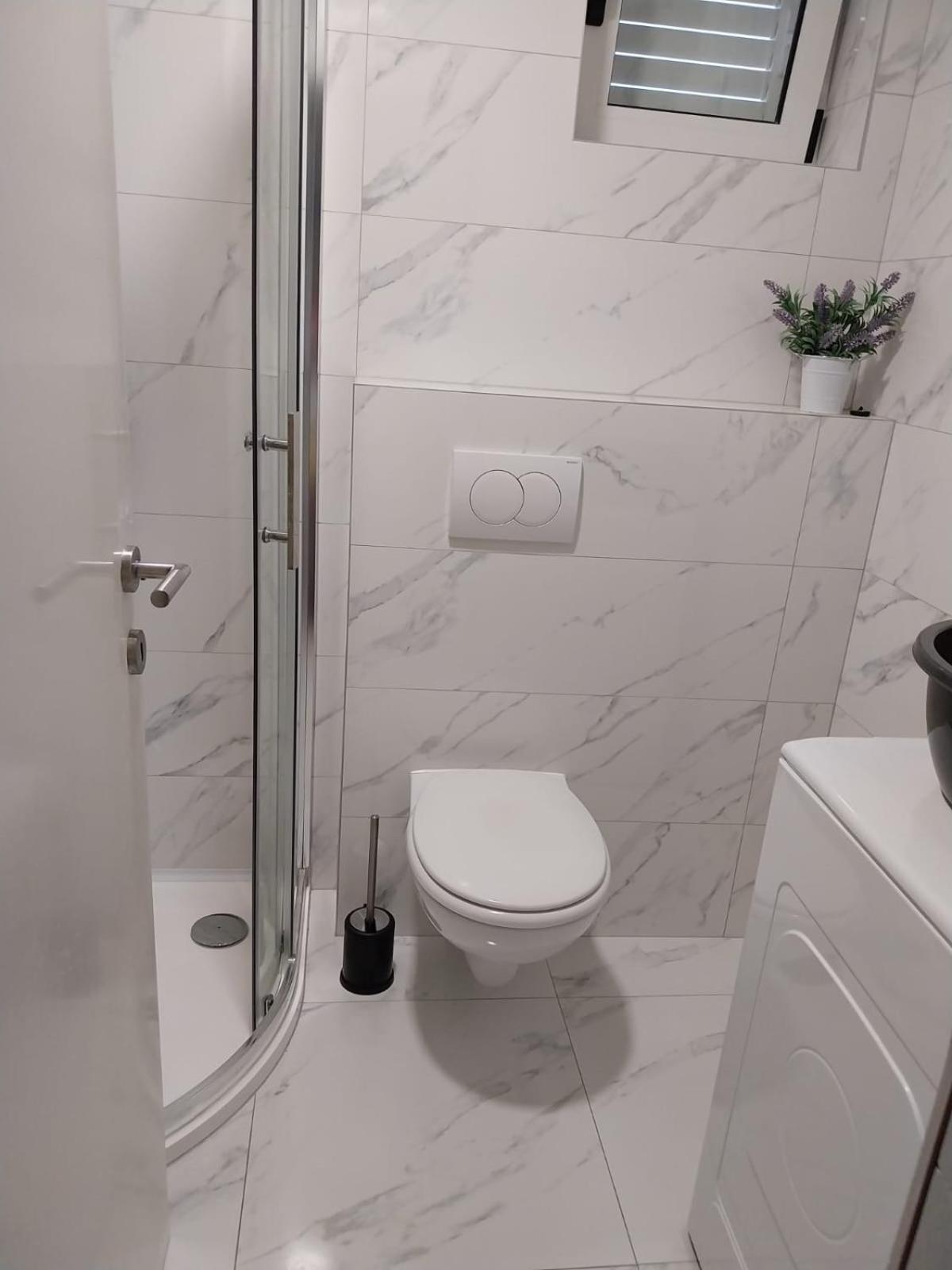 Apartment Miletic โตรกีร์ ภายนอก รูปภาพ